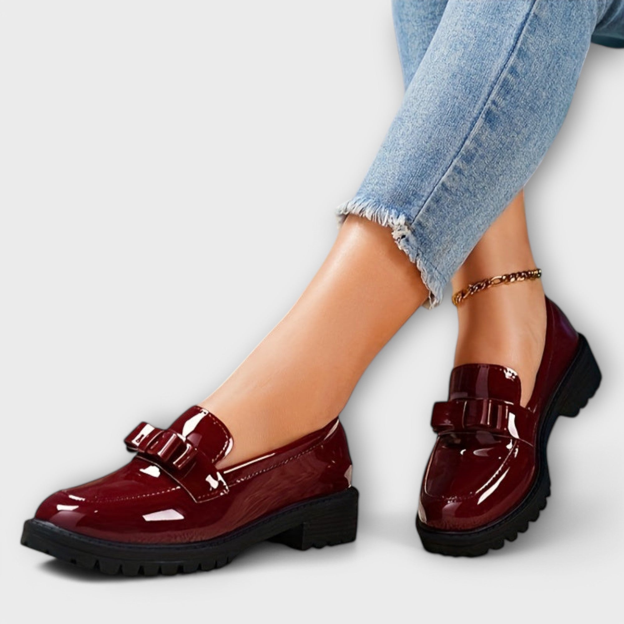 Mocasines Estilo Preppy con Adorno Metálico | Zara
