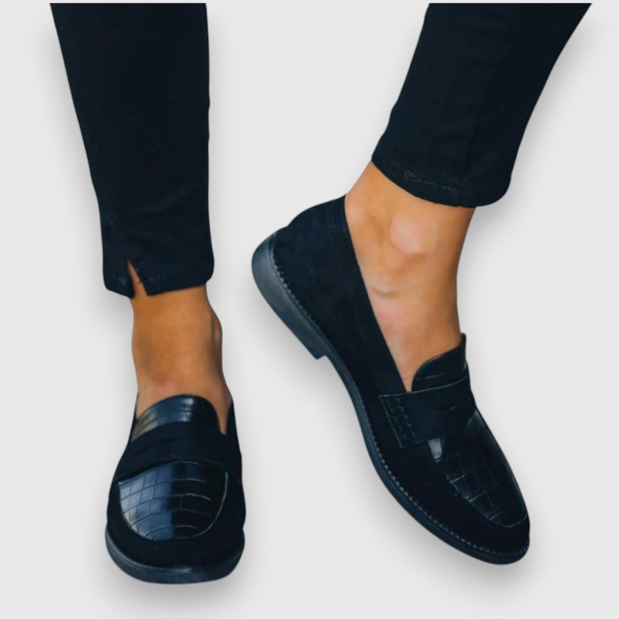 Mocasines Clásicos de Mujer | Tavi