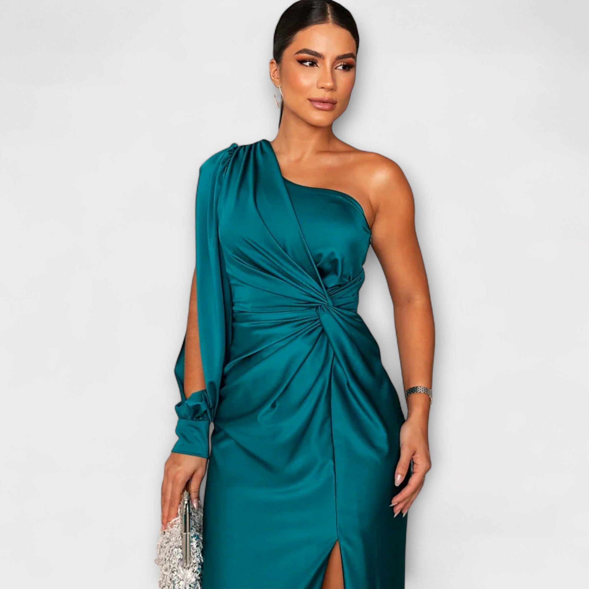 Vestido de Cóctel Elegante y Sofisticado | Lora
