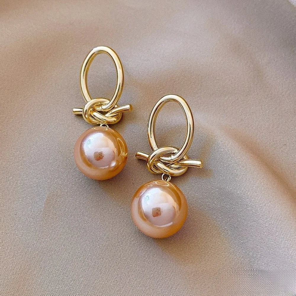 Aros con Perlas Doradas Colgantes | Charm