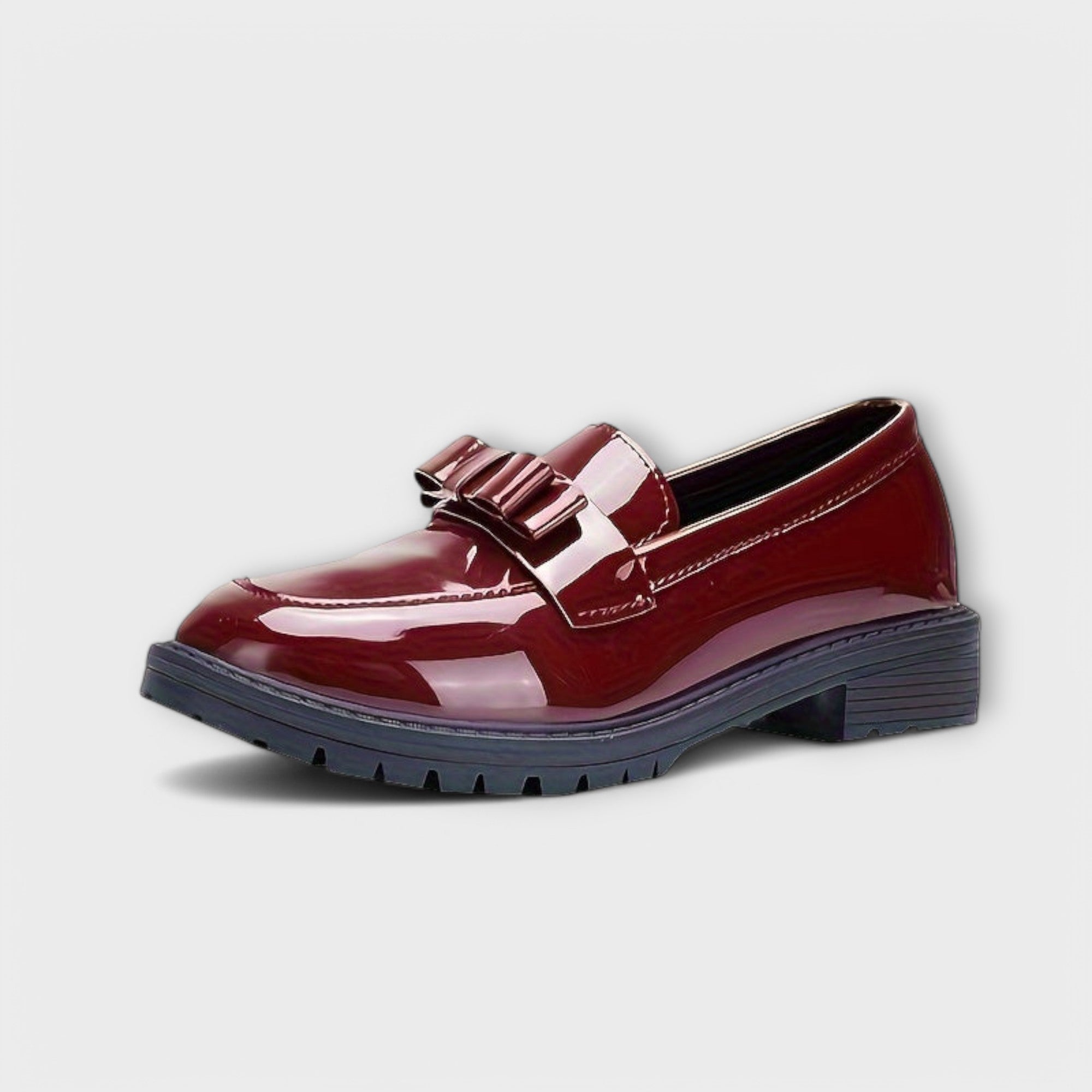 Mocasines Estilo Preppy con Adorno Metálico | Zara