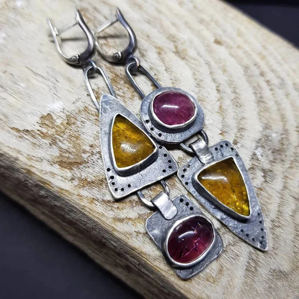 Pendientes Geométricos Triangulares de Estilo Retro | Taya
