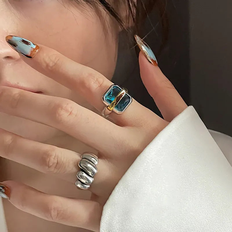 Anillo de Plata de Ley 925 con Circonita Azul | Noor