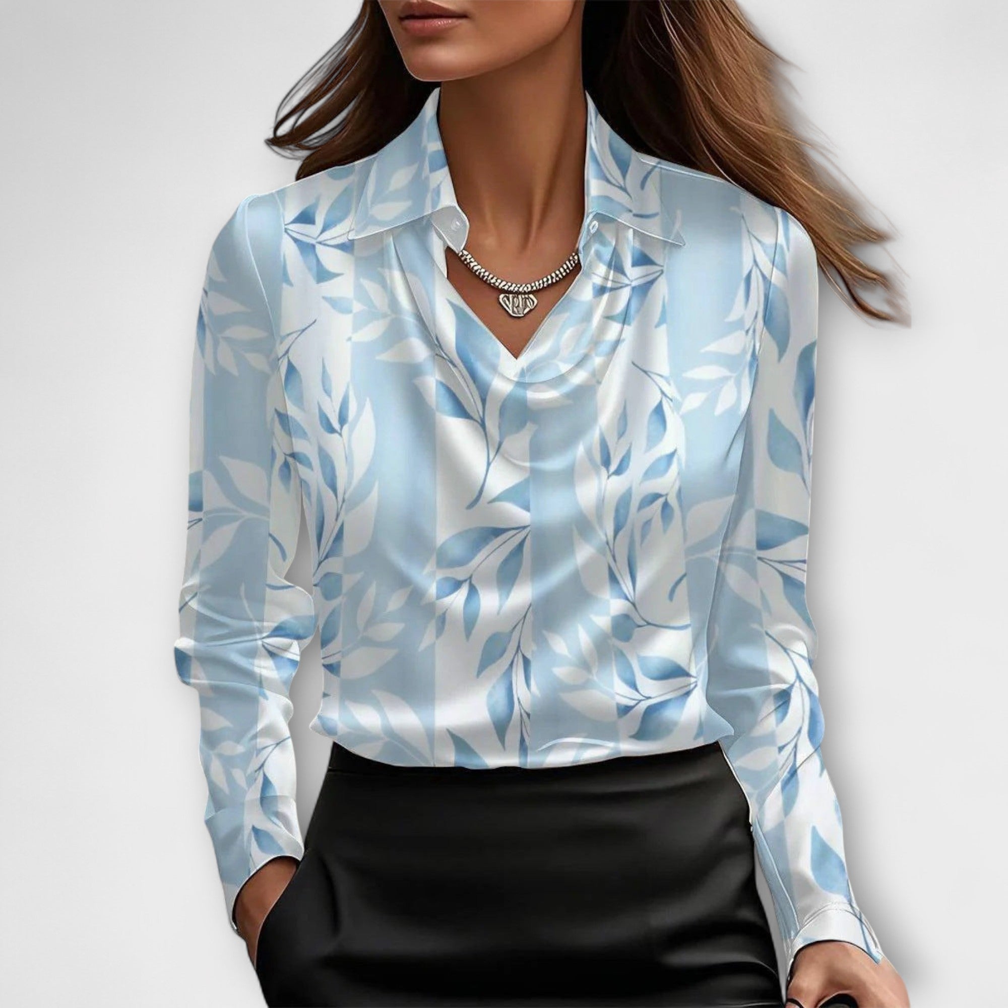 Blusa Brillante con Cuello de Volantes para Mujer | Larissa