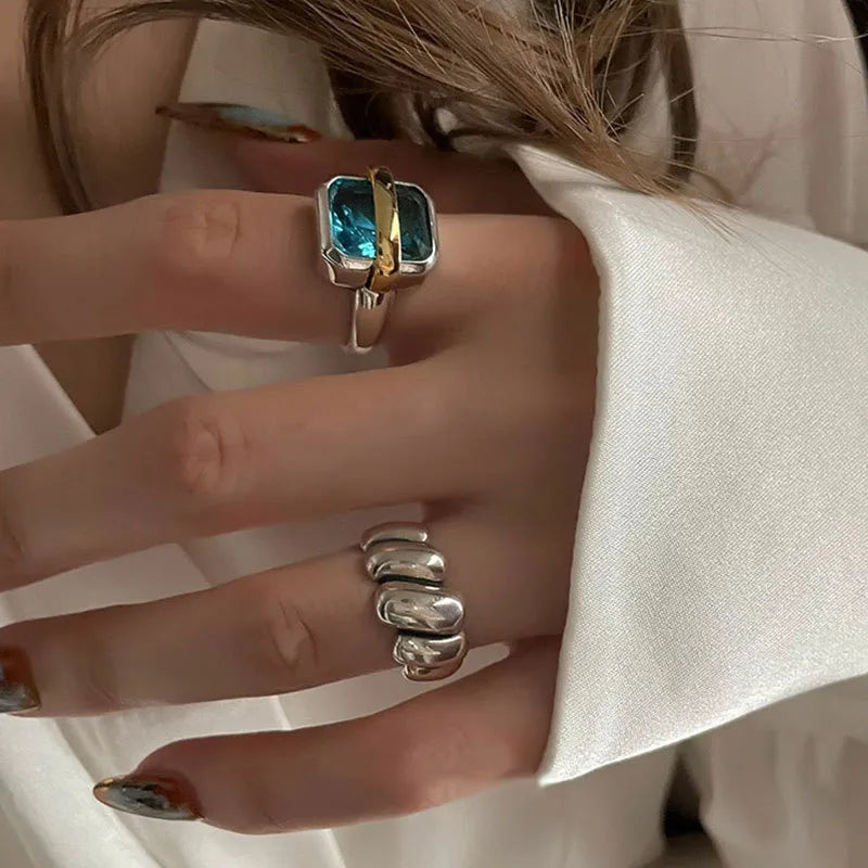 Anillo de Plata de Ley 925 con Circonita Azul | Noor