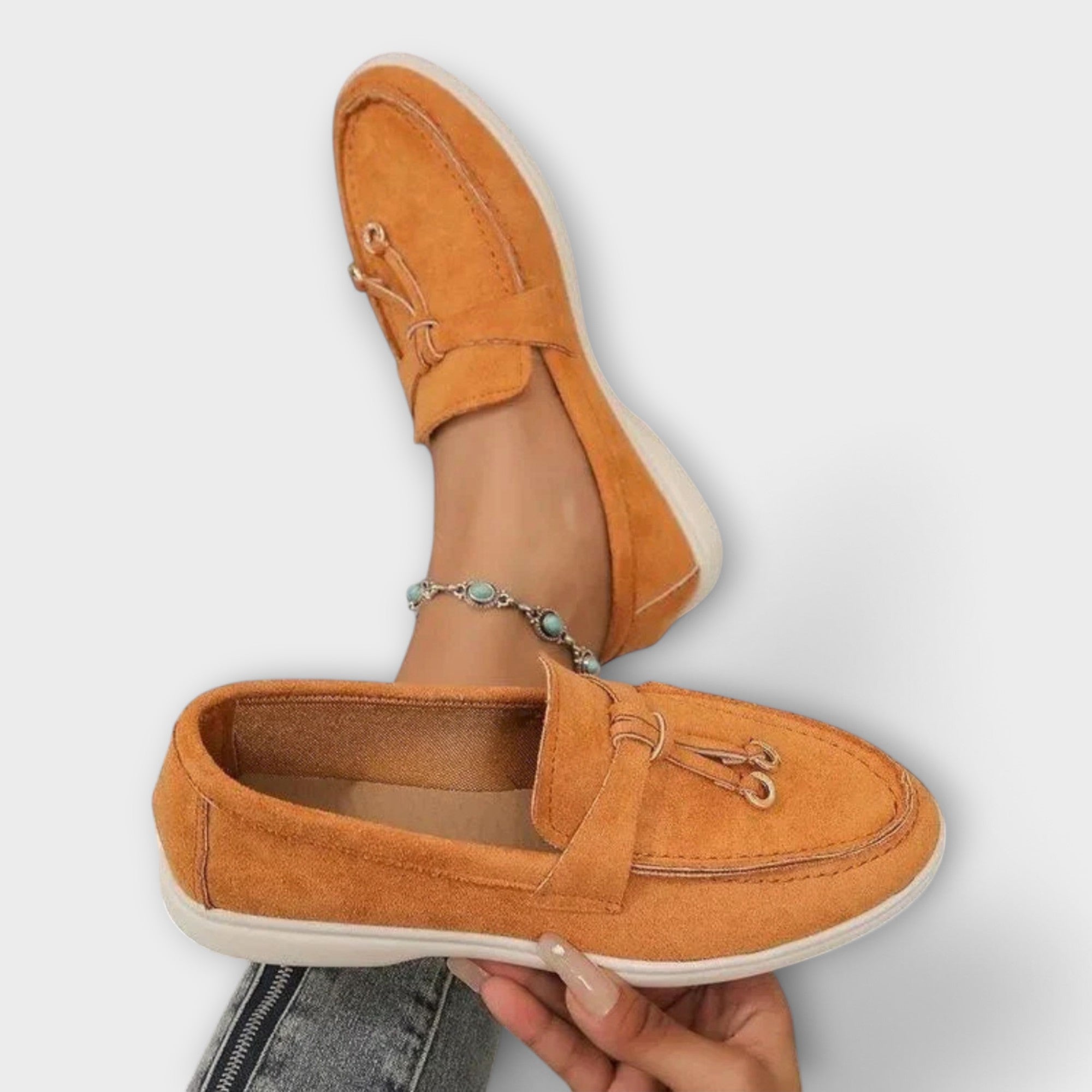 Mocasines de Piel para Mujer con Adorno Metálico | Zyra
