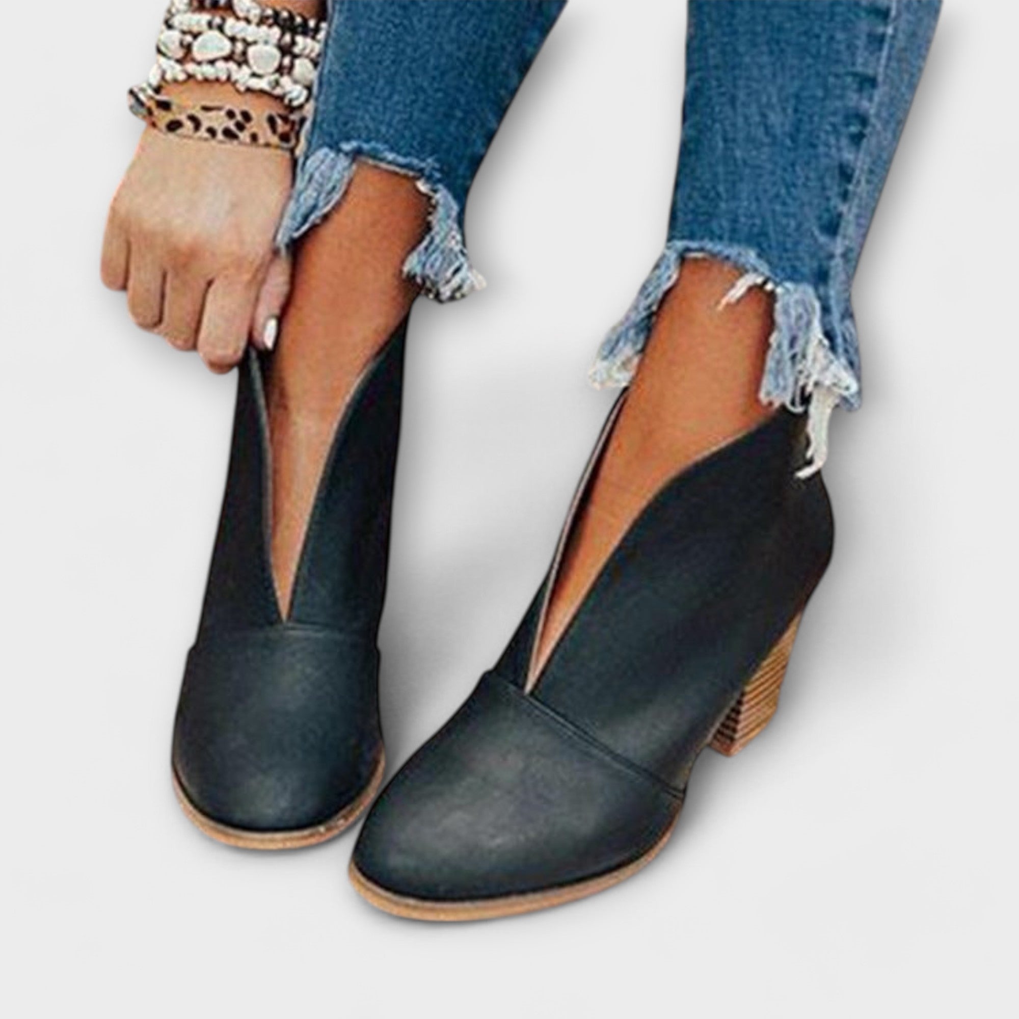 Botines Modernos de Piel con Tacón Ancho | Polly