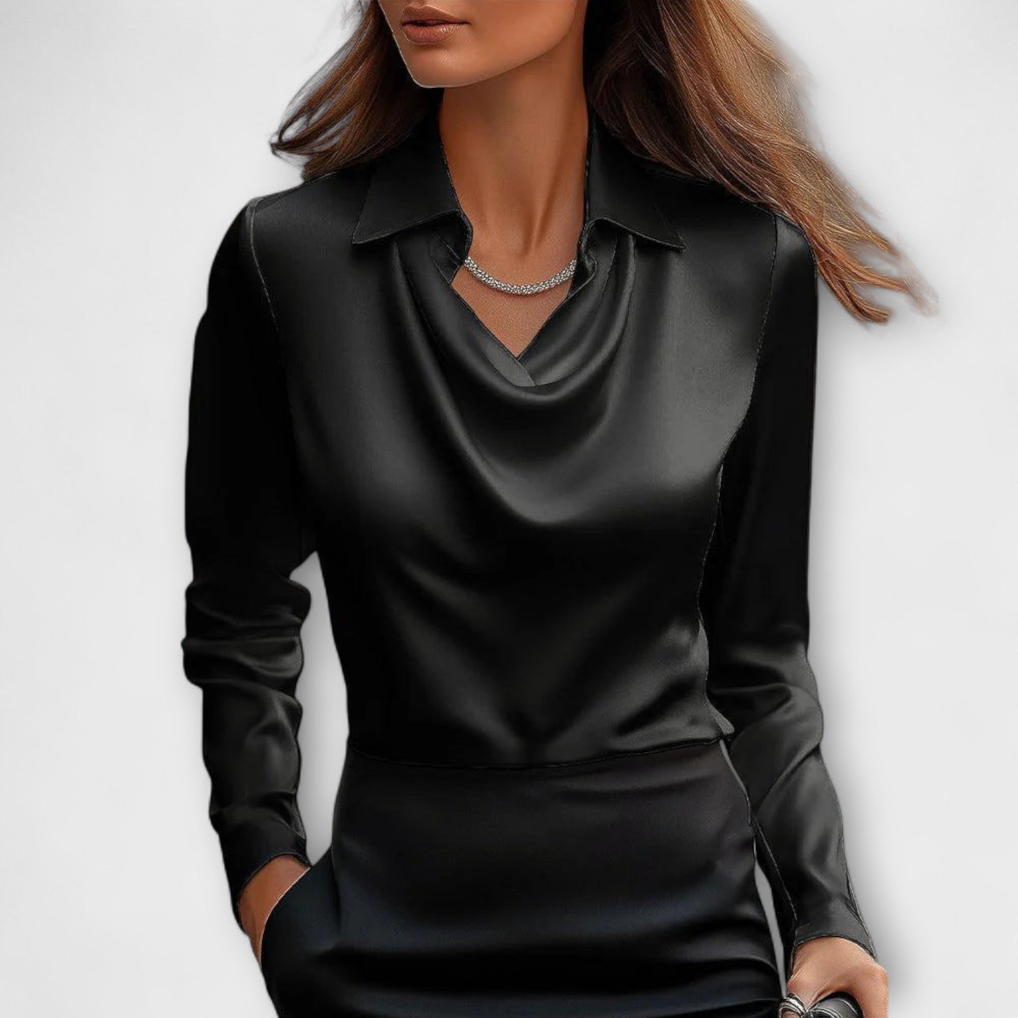 Blusa Brillante con Cuello de Volantes para Mujer | Larissa