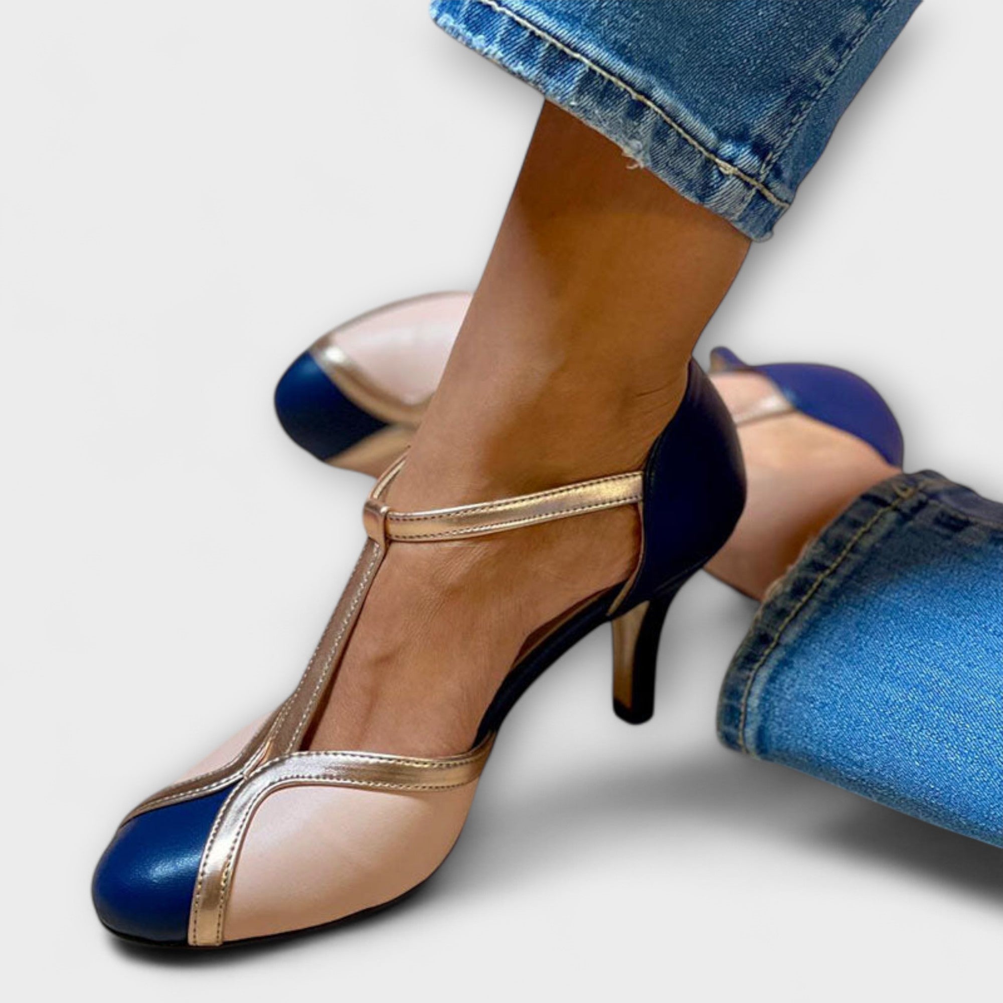 Zapatos de Tacón T-Strap Bicolor | Alessia